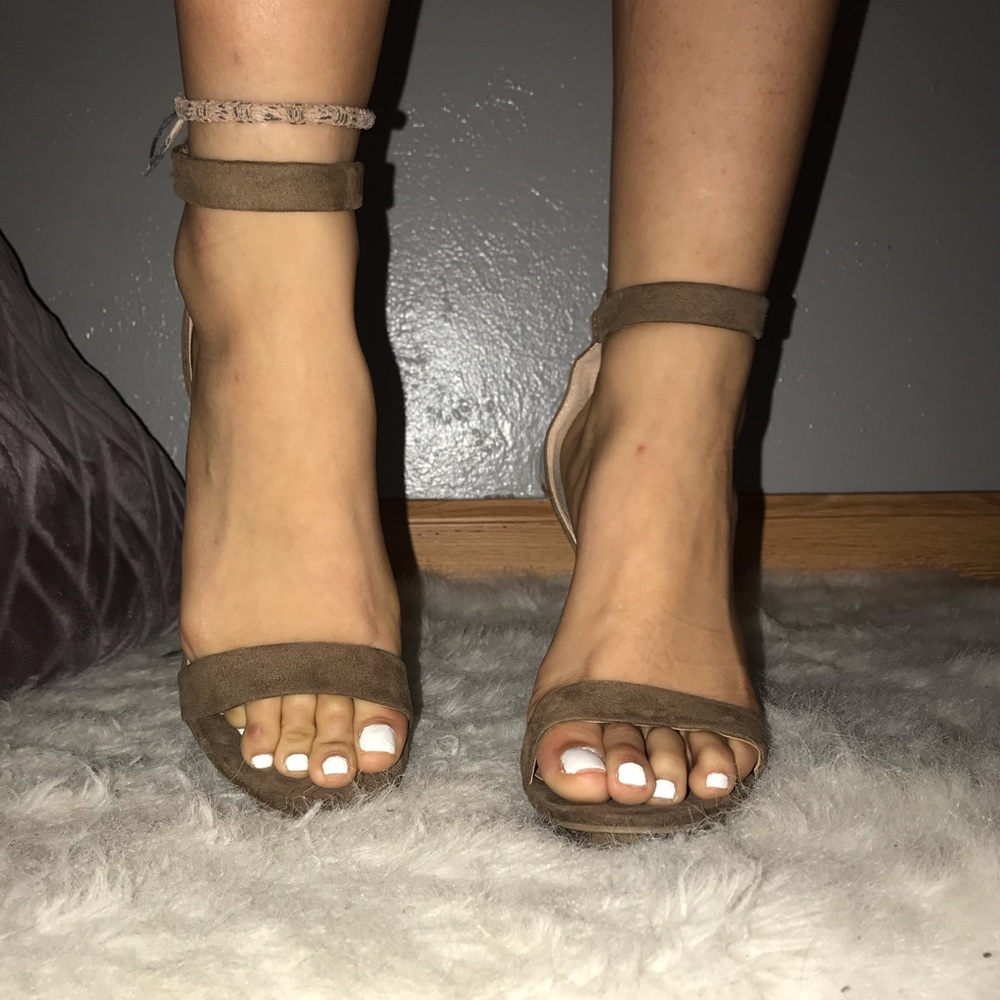 Windsor Heels